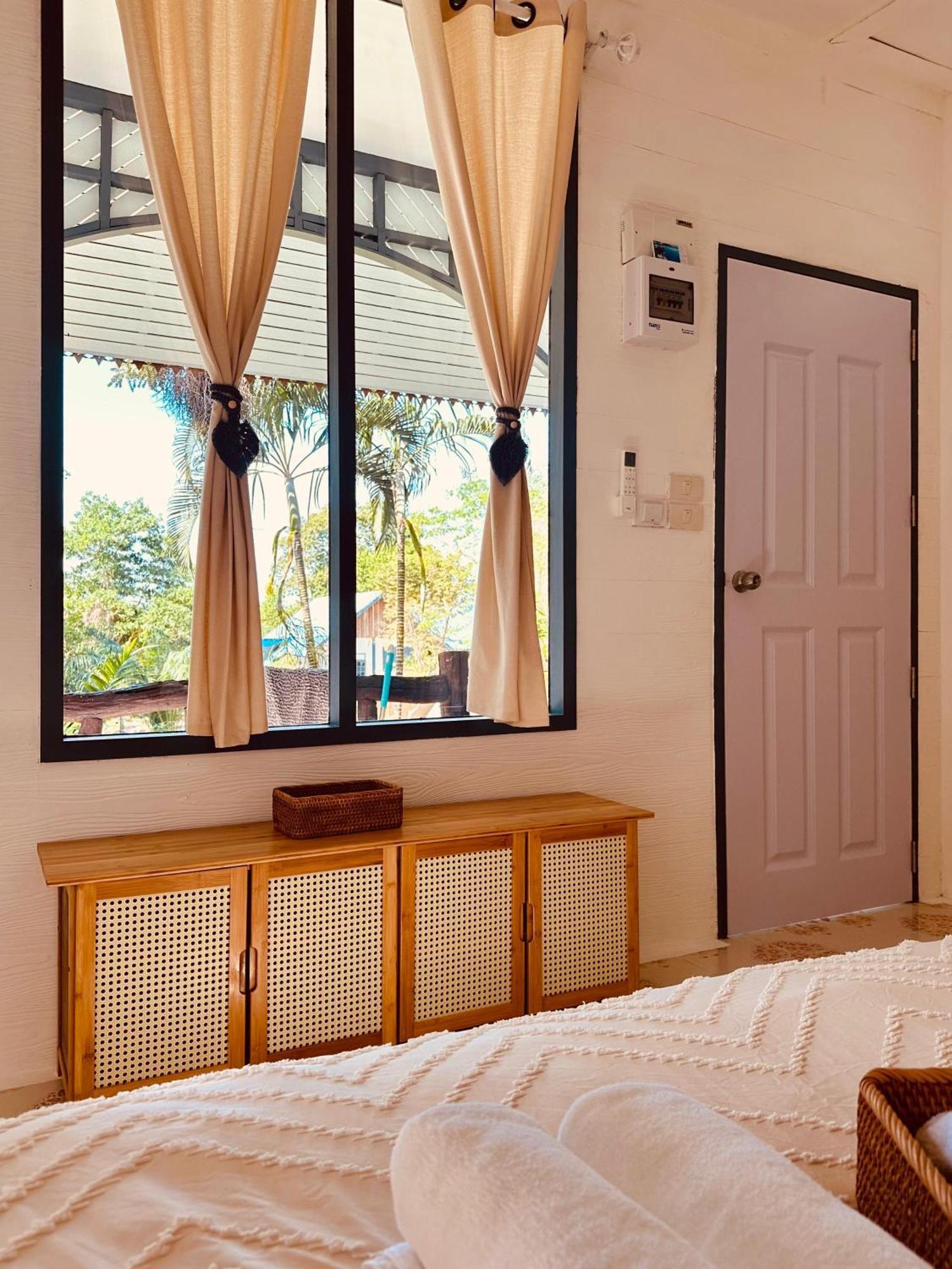 Koh Kood Garden House Hotel Ban Lak Uan Exterior photo