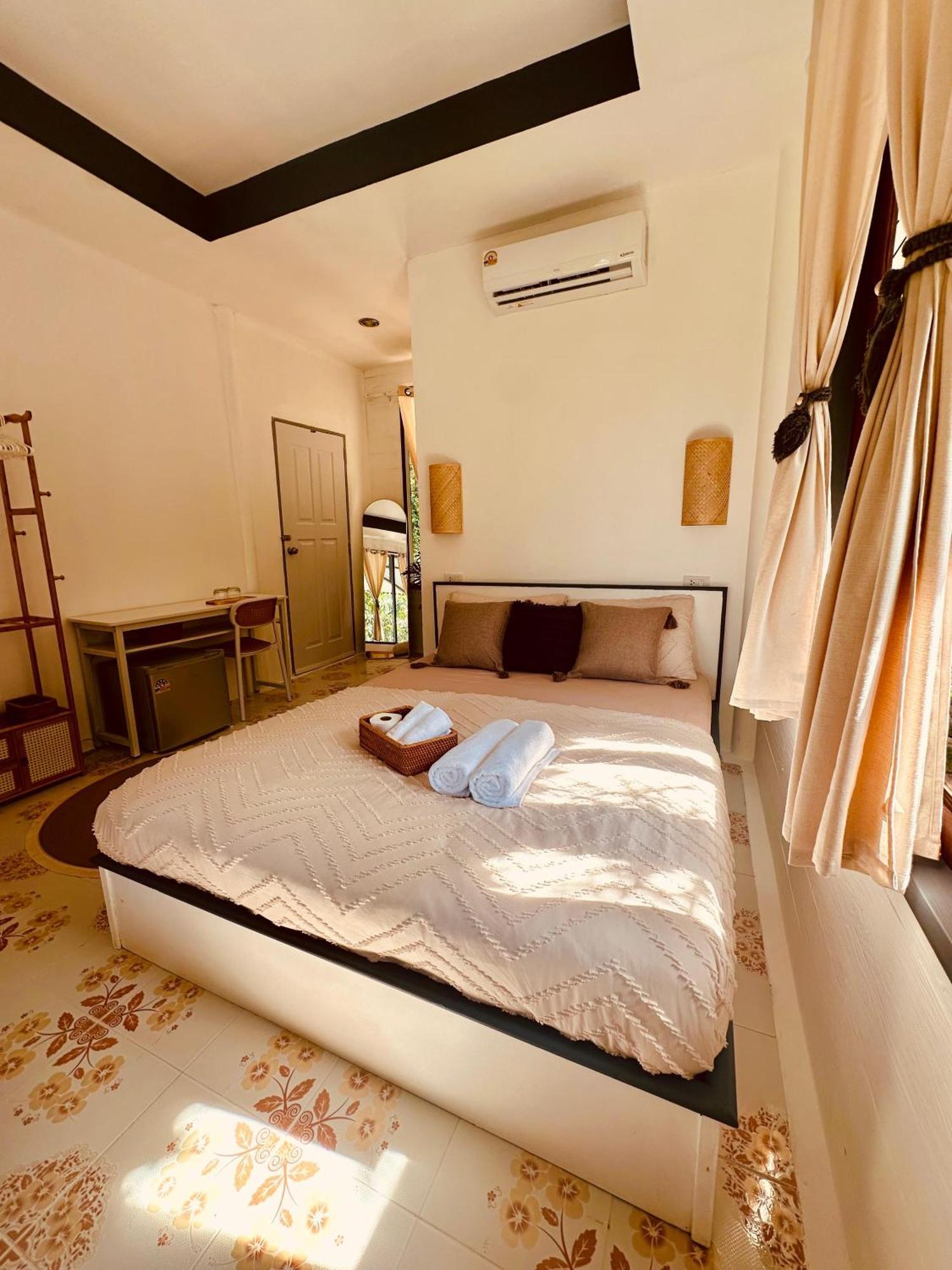 Koh Kood Garden House Hotel Ban Lak Uan Exterior photo