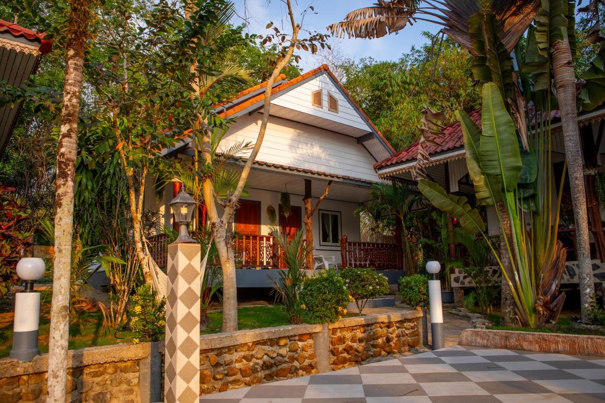 Koh Kood Garden House Hotel Ban Lak Uan Exterior photo